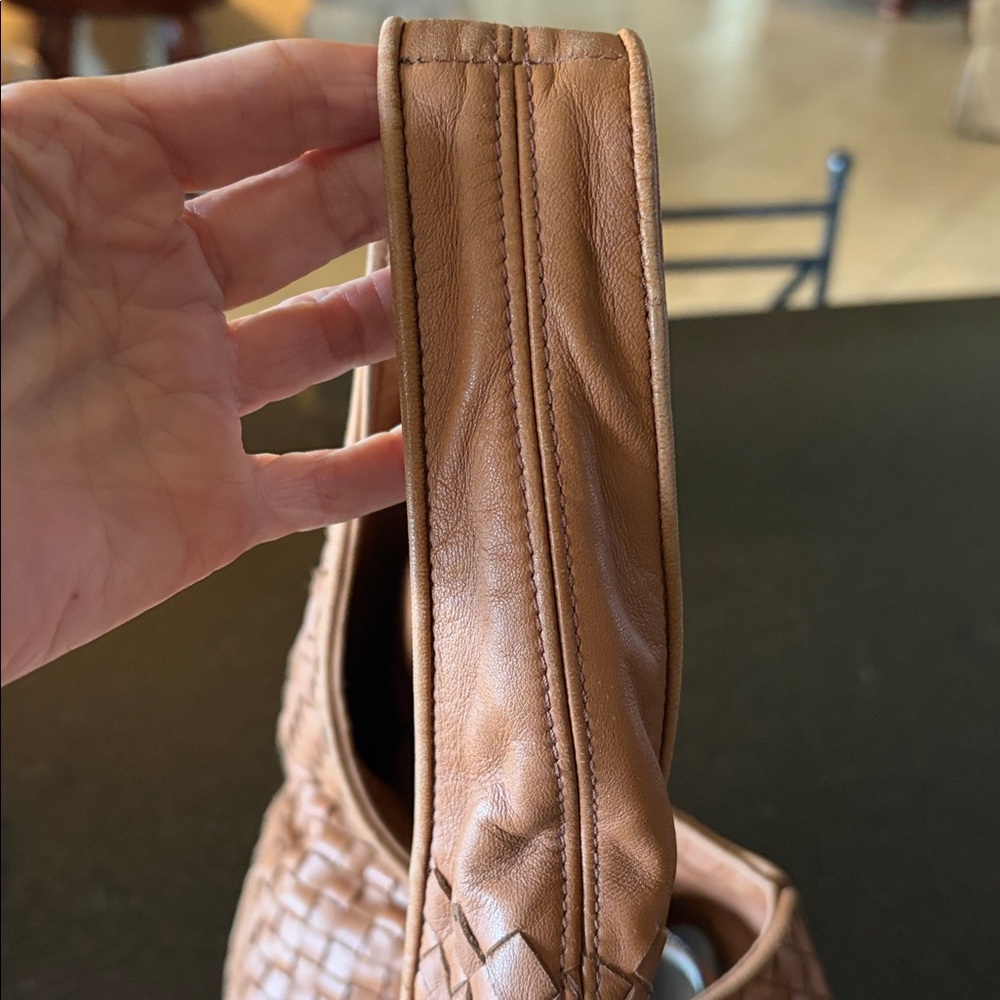 Bottega Veneta Intrecciato Woven Leather Shoulder Bag in Brown - Picture 10 of 13